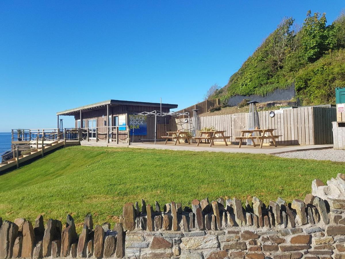 Millendreath Beach Resort Looe Exterior foto